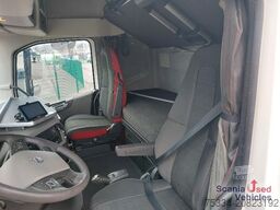 Volvo FH 540 Baustoff mit Heckran Fassi F215A.23