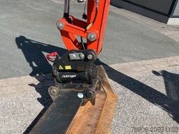 KUBOTA KX030-4