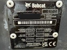 BOBCAT E17