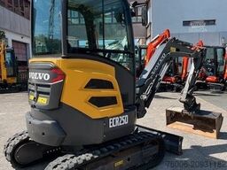 VOLVO ECR 25D