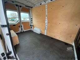 RENAULT Master III Kastenwagen L2H2* Klima* Navi* 170PS