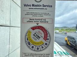 Volvo L30GS Hjullaster m/ skuffe, pallegaffel og skjær -