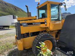 Volvo L50C wheel loader with bucket, good tires and over