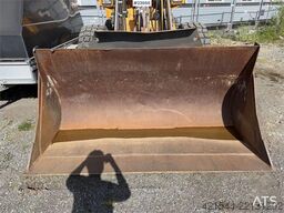 Volvo L50C wheel loader with bucket, good tires and over