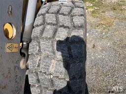 Volvo L50C wheel loader with bucket, good tires and over