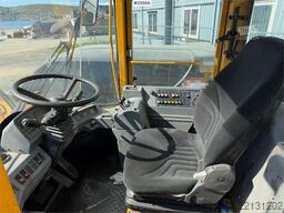Volvo L50C wheel loader with bucket, good tires and over