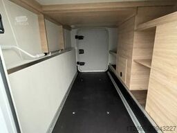 KNAUS L!VE TI 700 MEG Platinum Selection