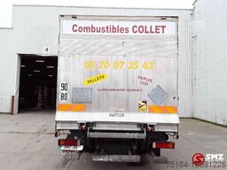 Mercedes-Benz Atego 818