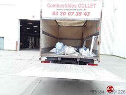 Mercedes-Benz Atego 818