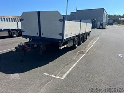 Tyllis 3 axle Flatbed trailer w/ foldable side doors