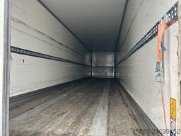 Kögel S 24 / Box / Loadlift 2000 kg / Lift axle / APK...