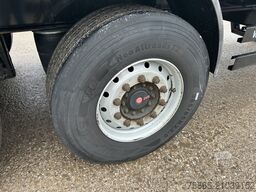 Kögel S 24 / Box / Loadlift 2000 kg / Lift axle / APK...