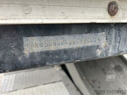 Kögel S 24 / Box / Loadlift 2000 kg / Lift axle / APK...