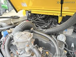 Combilift CB4000 TRIPLEX 5200 FREE-LIFT POSITIONER