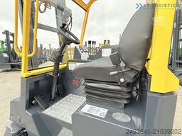 Combilift CB4000 TRIPLEX 5200 FREE-LIFT POSITIONER