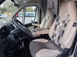 SUNLIGHT A 70 *6 Personen/Dach-Klima/Kurbelstützen*