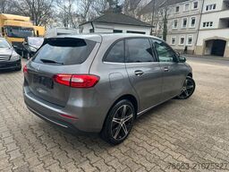 MERCEDES-BENZ B 250e 160 kw DCT*Navi*Teilleder*Digi*Kamera