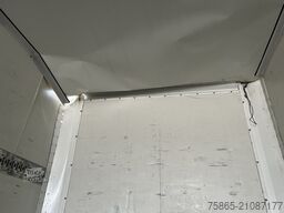 Krone DryLiner / Box / Front Damage / BPW Drum