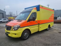 Mercedes-Benz Sprinter Stryker Power-Load Rettungswage