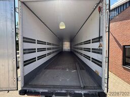 Schmitz Cargobull SCB S*2 Iso Koffer 2500KG LBW Palletkist APK 01...