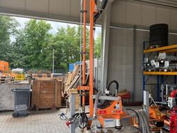 Reinex hydraulischer Gießausleger 5m