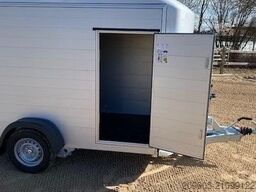 CHEVAL LIBERTE C 300