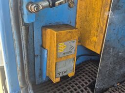 Volvo FM300 6x2 Kolkenzuiger IPSAM