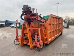  CONTAINER SCARRABILE USATO A CIELO APERTO CON GRU