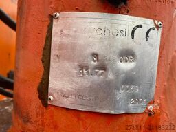  CONTAINER SCARRABILE USATO A CIELO APERTO CON GRU