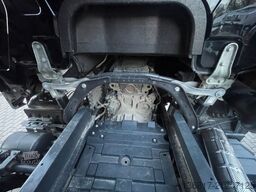 MERCEDES-BENZ Arocs 3251 8x4 BB Meiller Bordmatik neu bereift