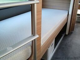 Dethleffs Camper 730 FKR Snow plus Paket