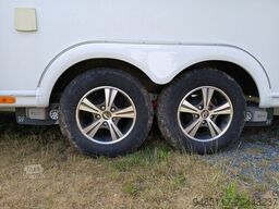 Dethleffs Camper 730 FKR Snow plus Paket