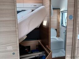 Dethleffs Camper 730 FKR Snow plus Paket