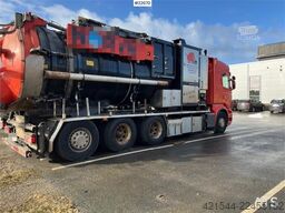 Scania R560 8x4 supersucker with Disab superstructure