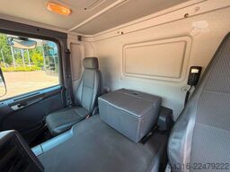 SCANIA P230
