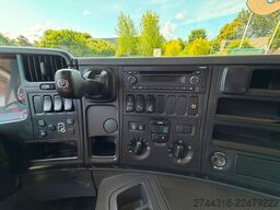 SCANIA P230