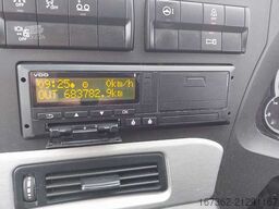 SETRA S 517 HD, 6X2, EURO 6, 60 SEATS, WC, TV