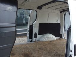 hyundai H-1 2.5 D STAREX KASTEN 2sTÜR/AHK/KLIMAANLAGE