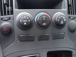 hyundai H-1 2.5 D STAREX KASTEN 2sTÜR/AHK/KLIMAANLAGE