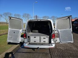 VOLKSWAGEN TRANSPORTER 2.0 TDI L2H1 Navi Trekhaak!