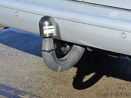 VOLKSWAGEN TRANSPORTER 2.0 TDI L2H1 Navi Trekhaak!