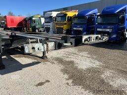 Renders Euro 800 / Multi Container Chassis / 20-30-40-4...