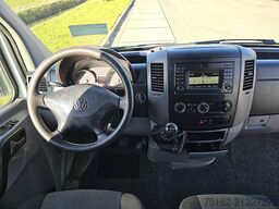 VOLKSWAGEN CRAFTER 35 2.0