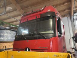 Mercedes-Benz 1845 LS, 4 x 2 ( Unfallschaden )