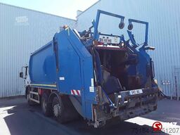 Renault Premium 380