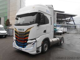 Standardní tahač IVECO AS440S46T/P 2LNG