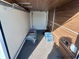 MOBILVETTA K-Yacht TeknoLine 86 Einzelbetten-Hubbett-Autom.