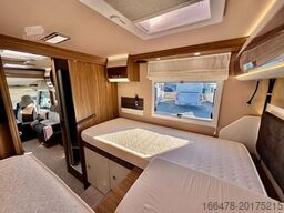 MOBILVETTA K-Yacht TeknoLine 86 Einzelbetten-Hubbett-Autom.