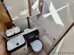 MOBILVETTA K-Yacht TeknoLine 86 Einzelbetten-Hubbett-Autom.