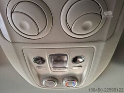 Opel Zafira 9-Sitzte LED SItzh AHK Klima vo+hi Rückka